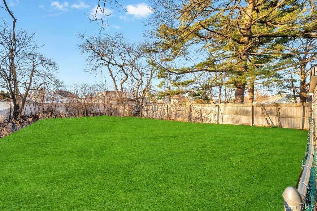 #5 photo, 622 Wyngate Drive, Valley Stream , NY 11580