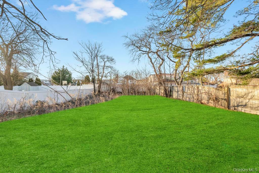 #6 photo, 622 Wyngate Drive, Valley Stream , NY 11580