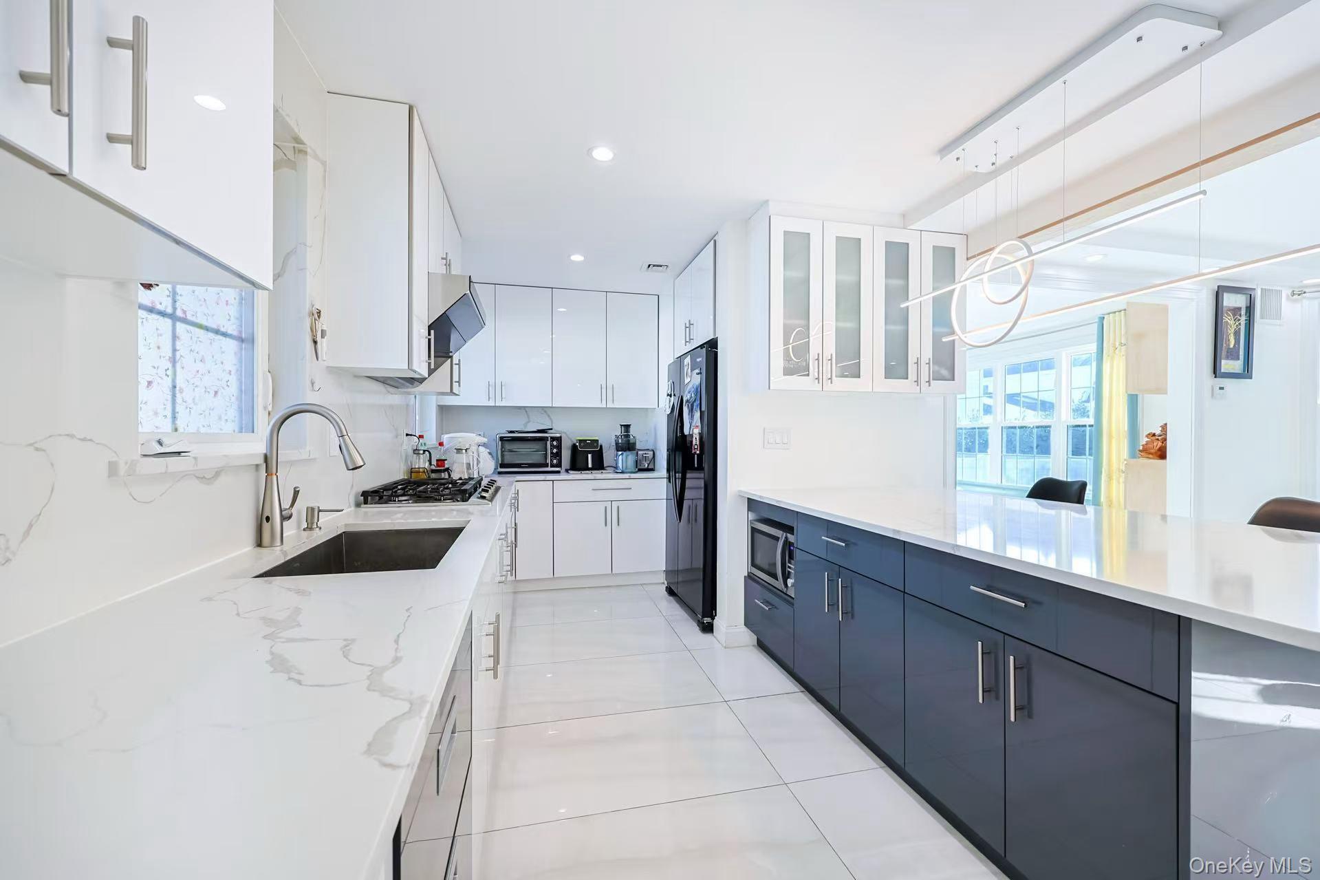 #15 photo, 110 Melrose Avenue, Нассау ‖ East Rockaway , NY 11518