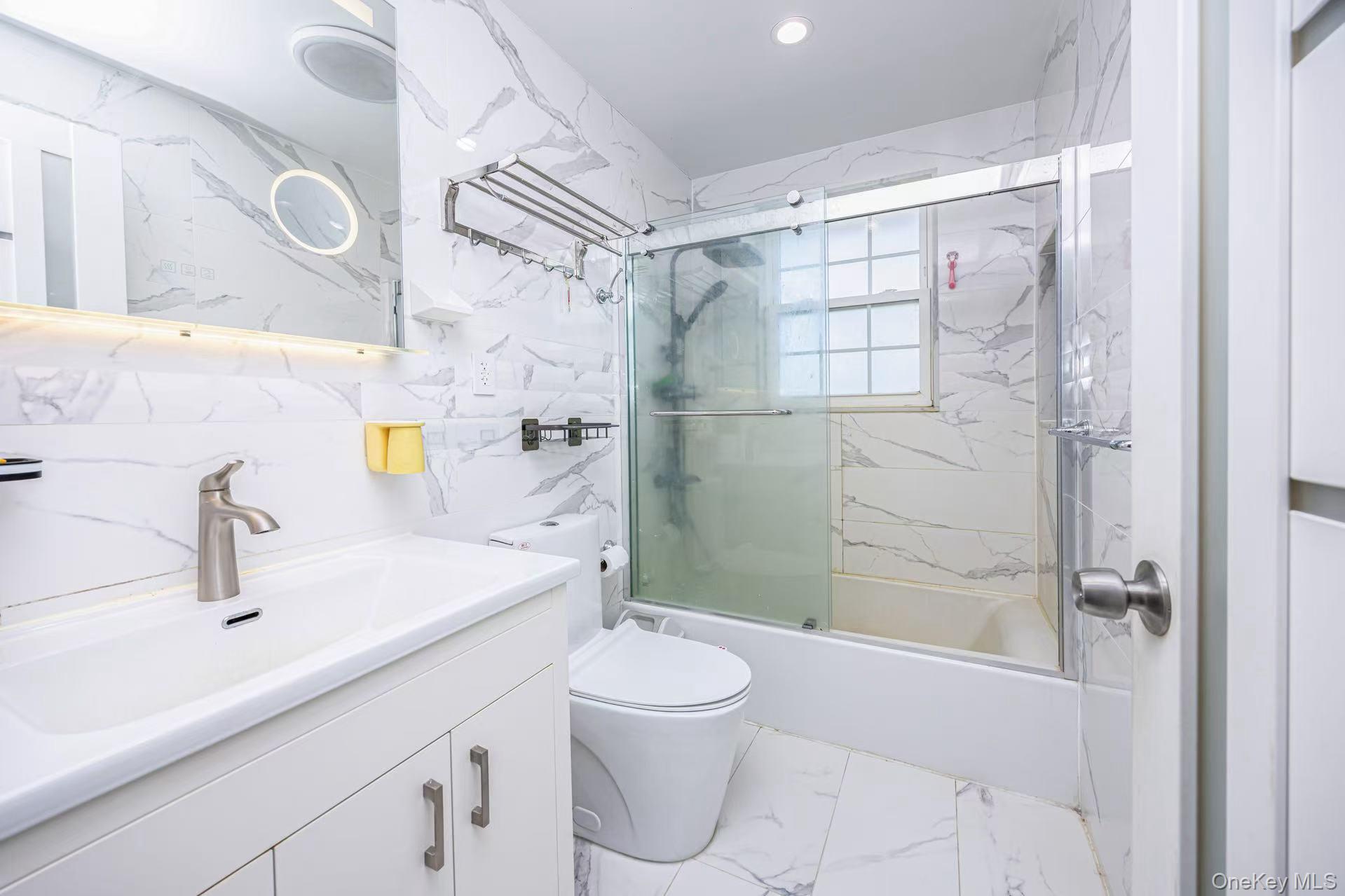 #19 photo, 110 Melrose Avenue, Нассау ‖ East Rockaway , NY 11518