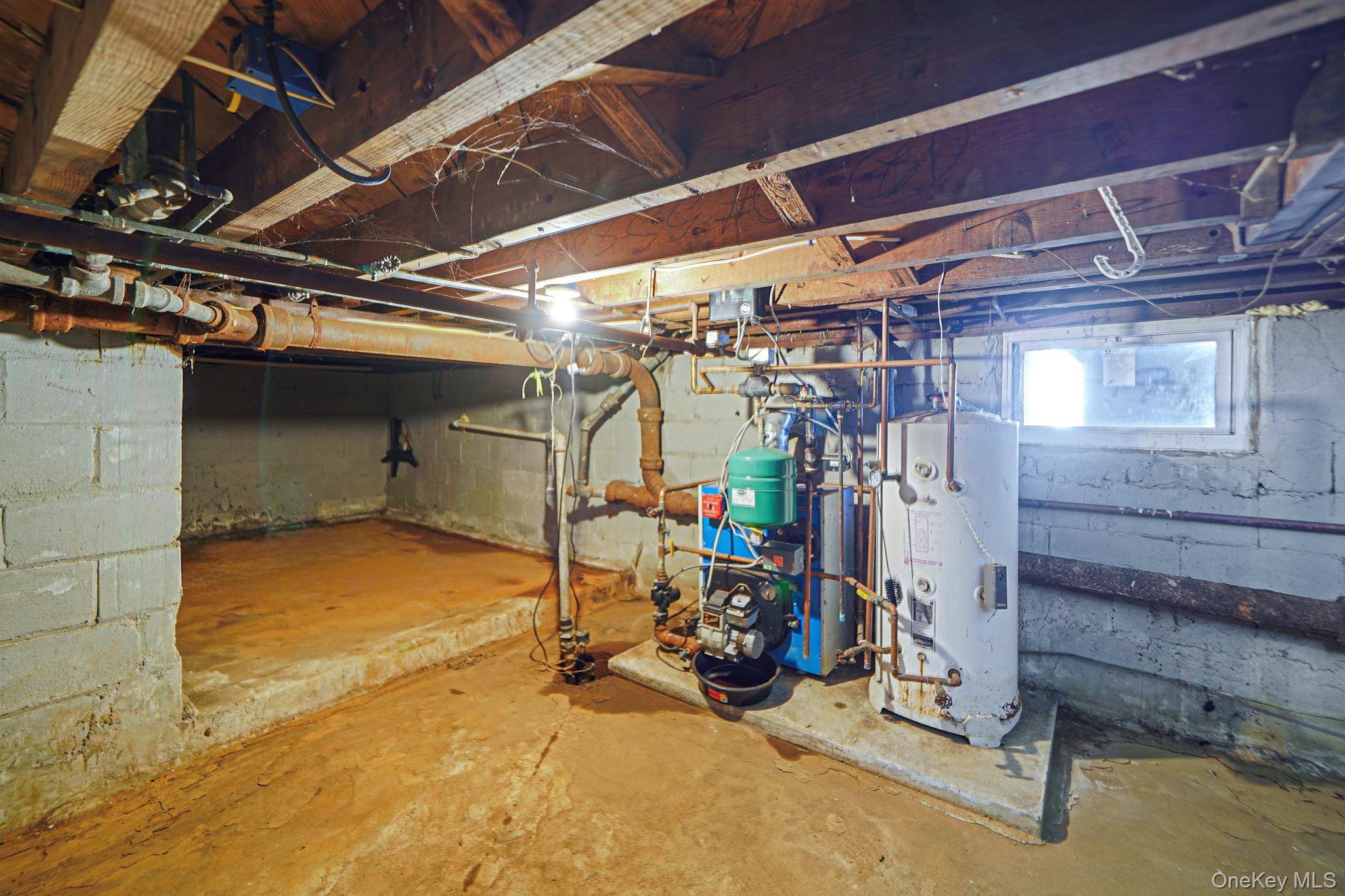 #19 photo, 470 Miller Avenue, Freeport , NY 11520