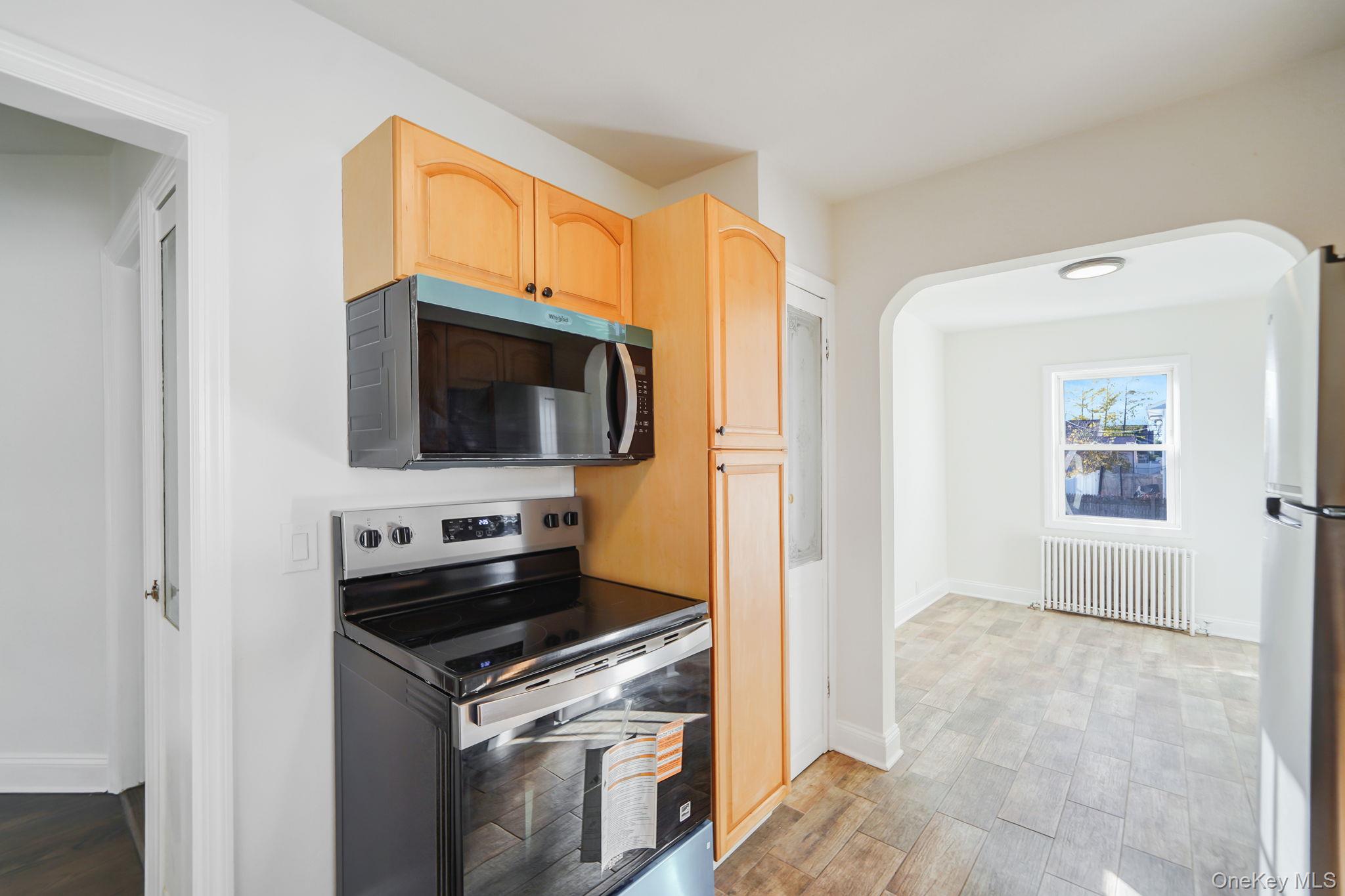 #9 photo, 470 Miller Avenue, Freeport , NY 11520