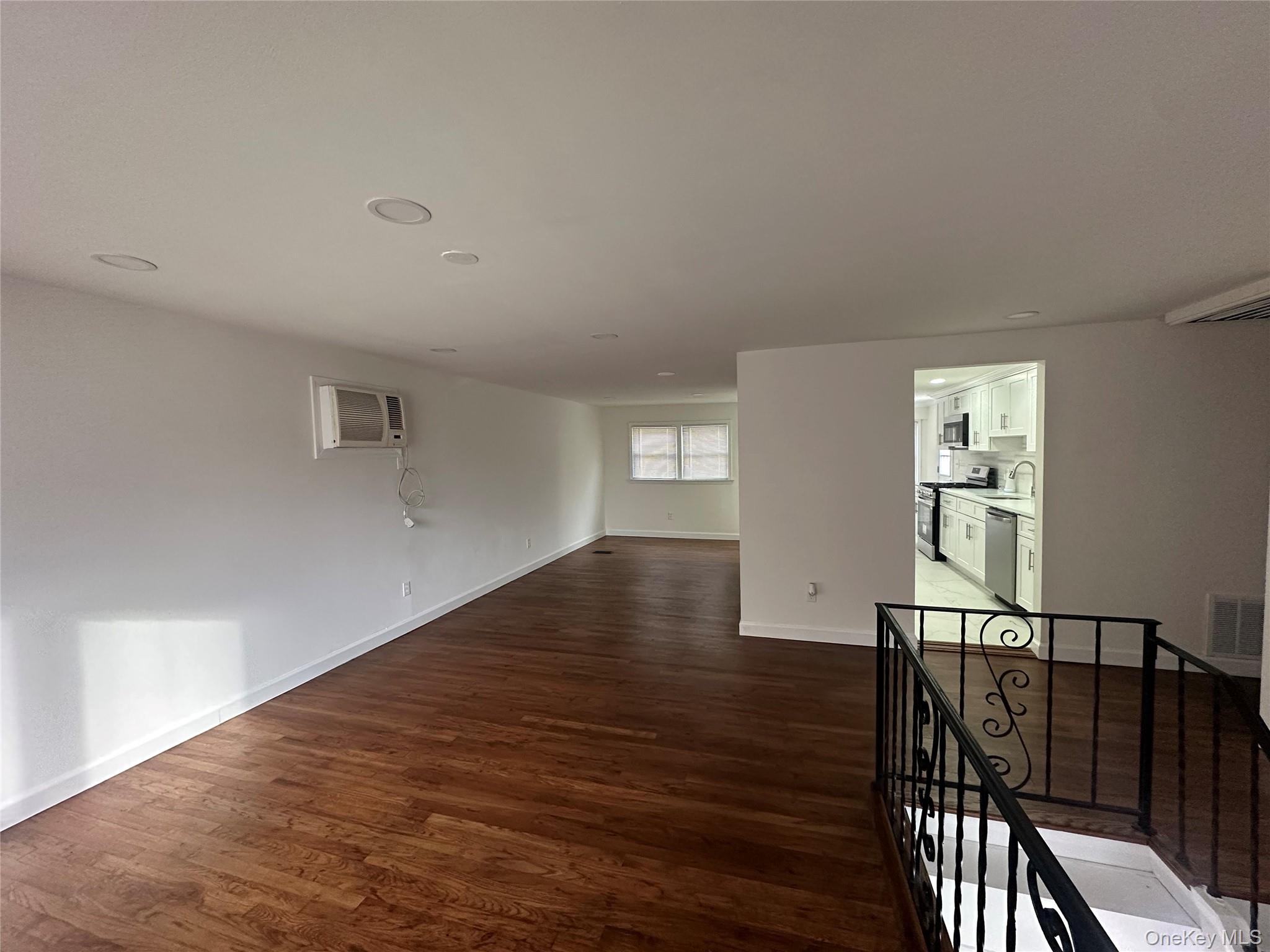 #3 photo, Selden, Selden , NY 11784