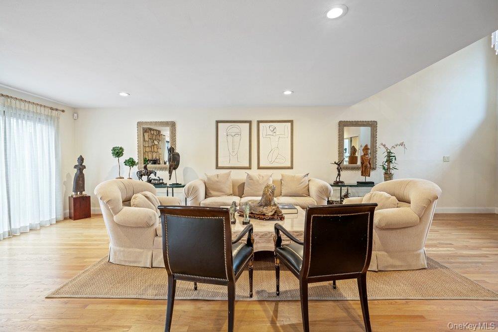 #13 photo, 230 Hamlet Drive, Нассау ‖ Jericho , NY 11753