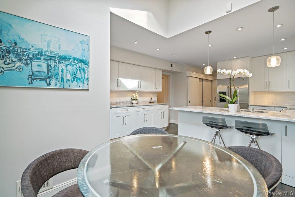 #18 photo, 230 Hamlet Drive, Нассау ‖ Jericho , NY 11753