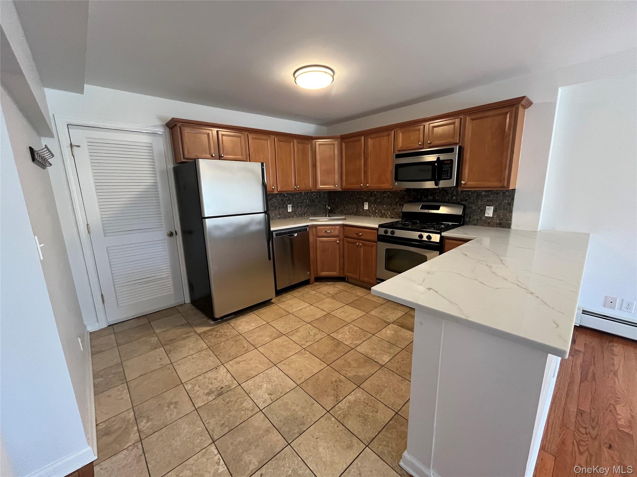 #2 photo, 107 Lincoln Avenue, 뉴욕주 West Harrison , NY 10604