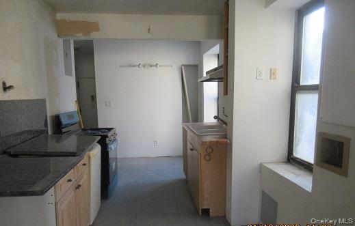 #7 photo, 108 Division Avenue, Brooklyn , NY 11211