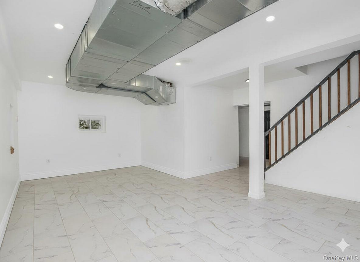 #8 photo, 25 Linn ( aka 183 Putnam Avenue) Place, Yonkers , NY 10705