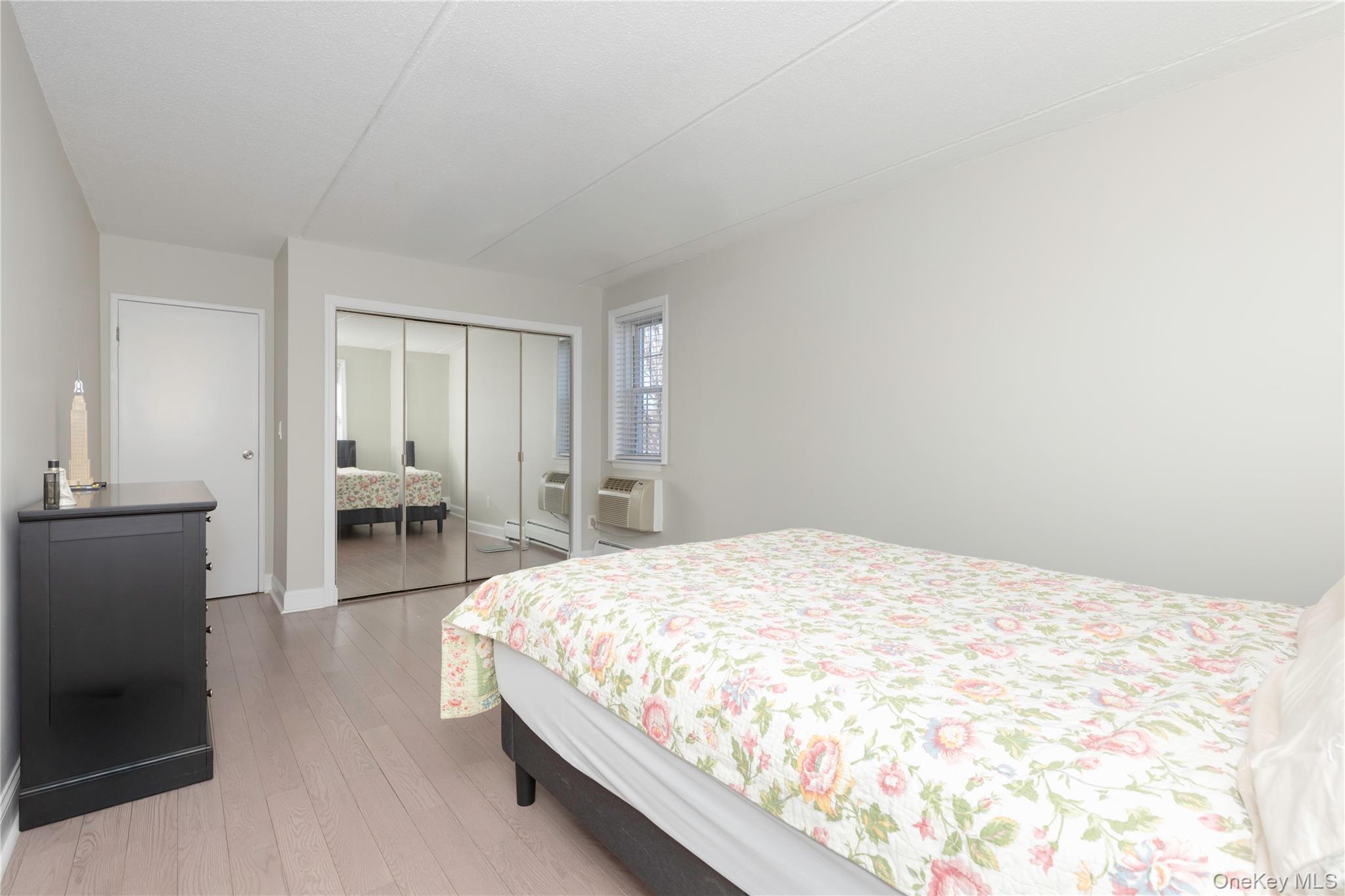 #16 photo, 4 Consulate Drive, Tuckahoe , NY 10707