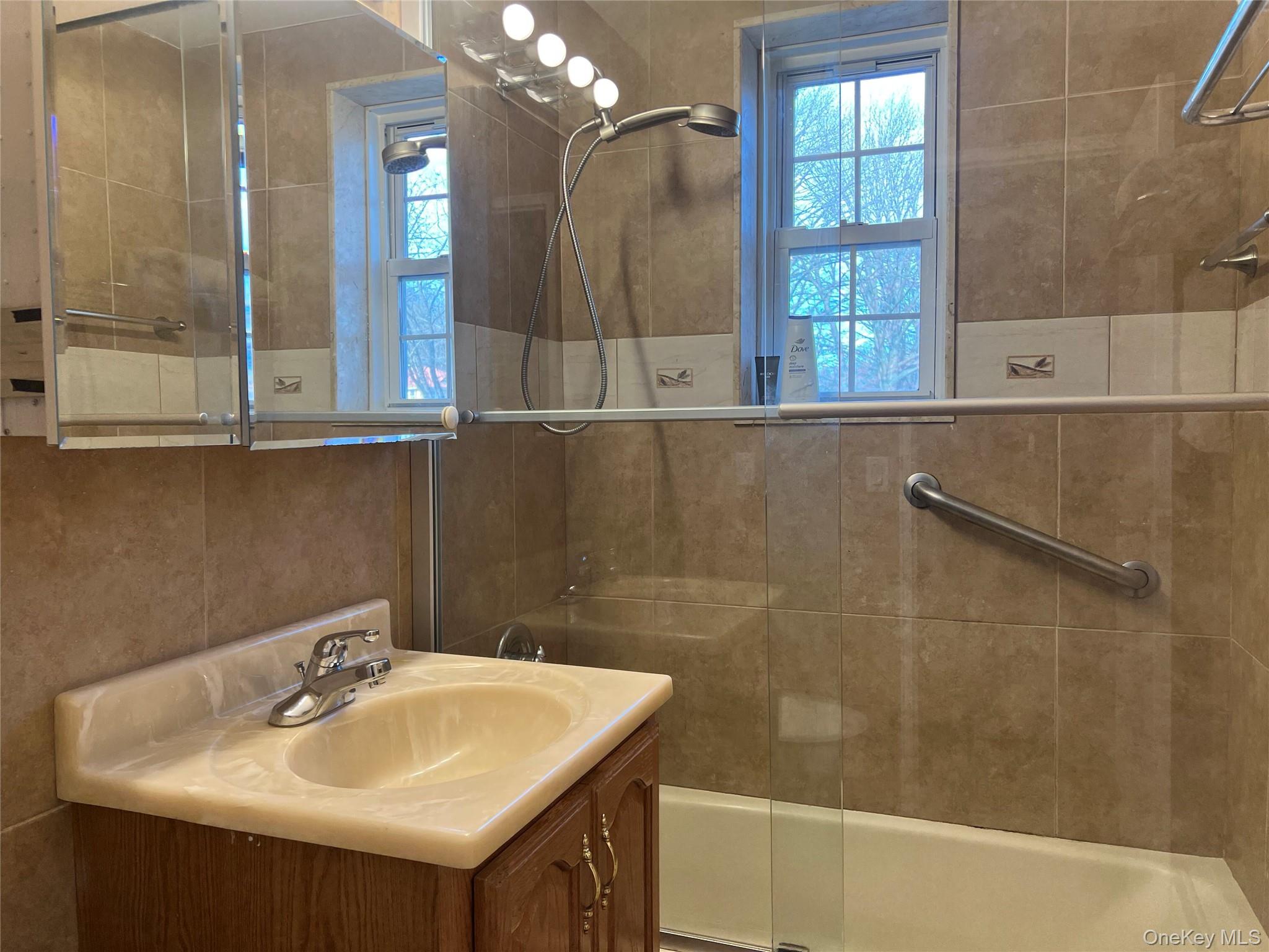 #19 photo, 4 Consulate Drive, Tuckahoe , NY 10707