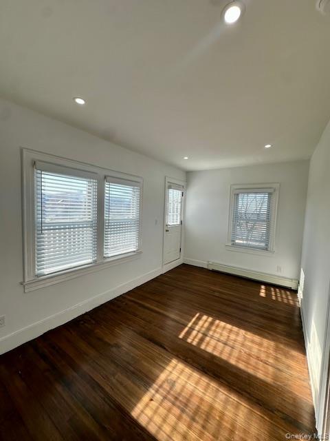 #11 photo, 661 E Olive Street, नासाउ काउंटी Long Beach , NY 11561