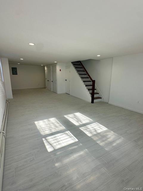 #16 photo, 661 E Olive Street, नासाउ काउंटी Long Beach , NY 11561