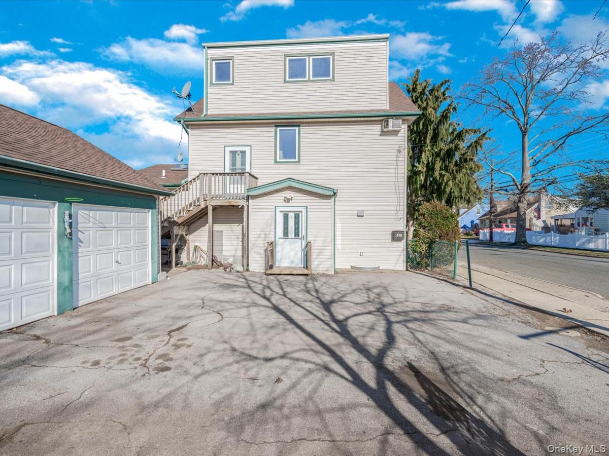 #2 photo, 618 Jennings Avenue, Нассау ‖ West Hempstead , NY 11552