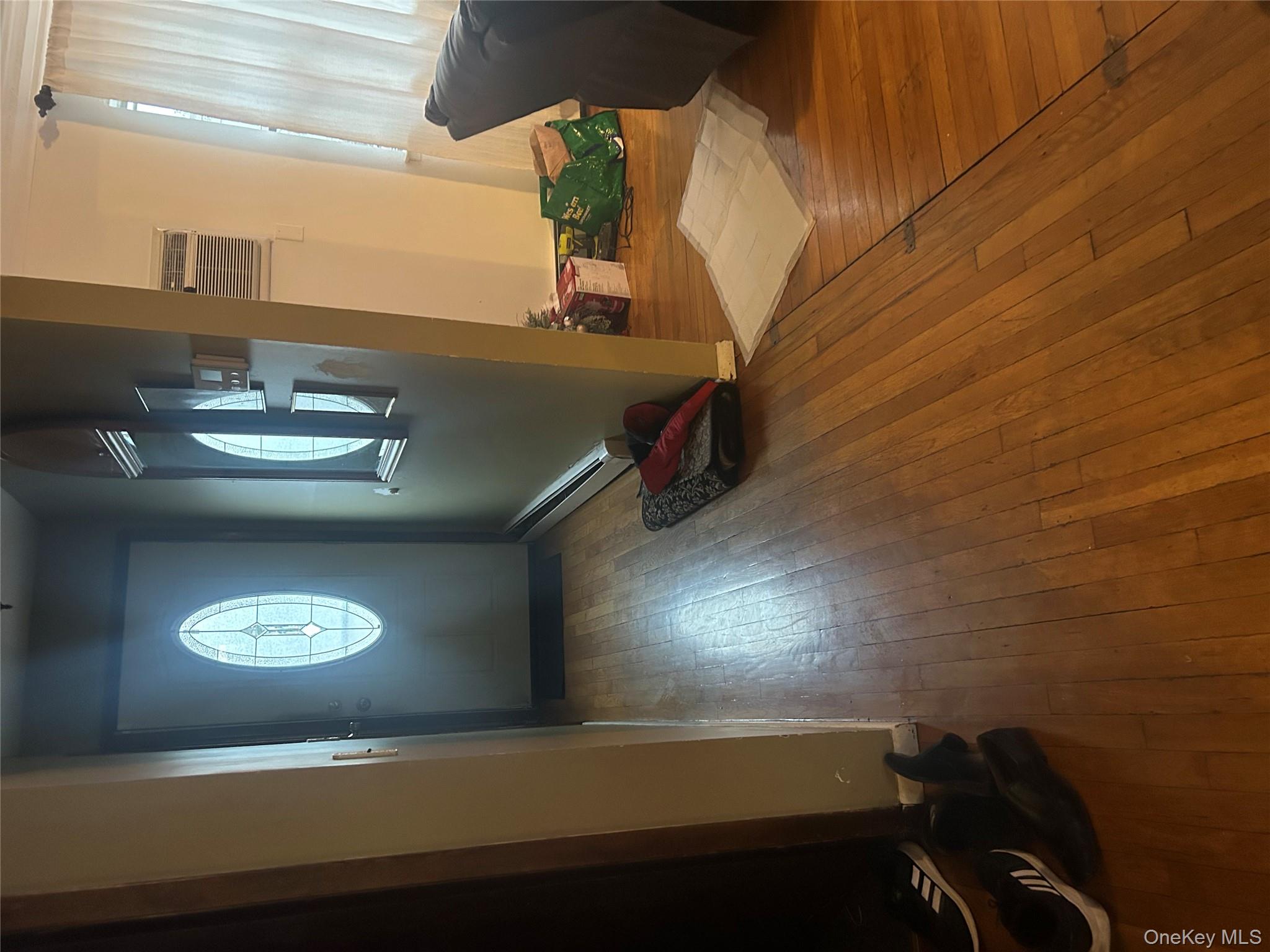 #4 photo, 89 Grant Avenue, מחוז נסאו Farmingdale , NY 11735