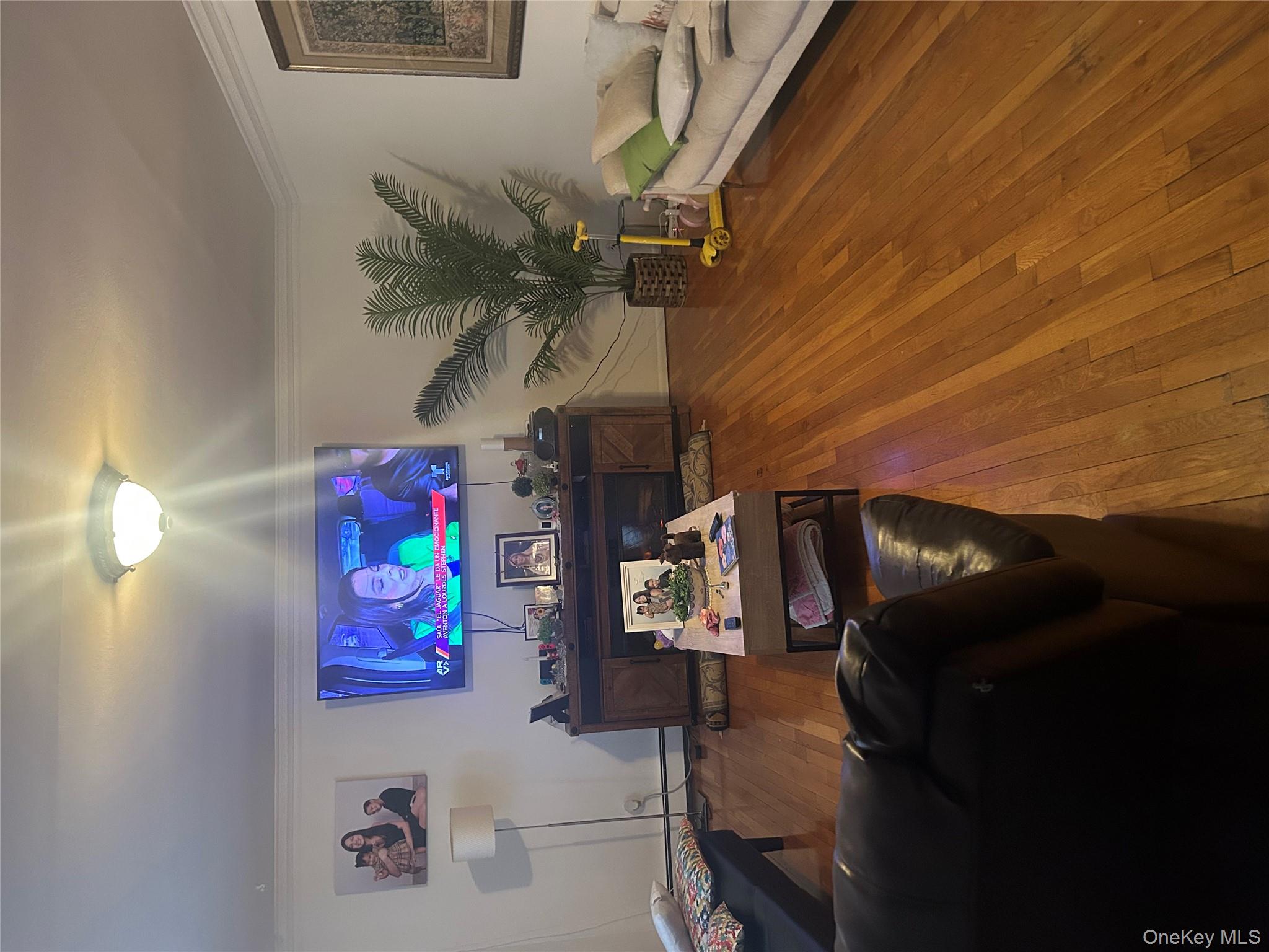 #5 photo, 89 Grant Avenue, מחוז נסאו Farmingdale , NY 11735