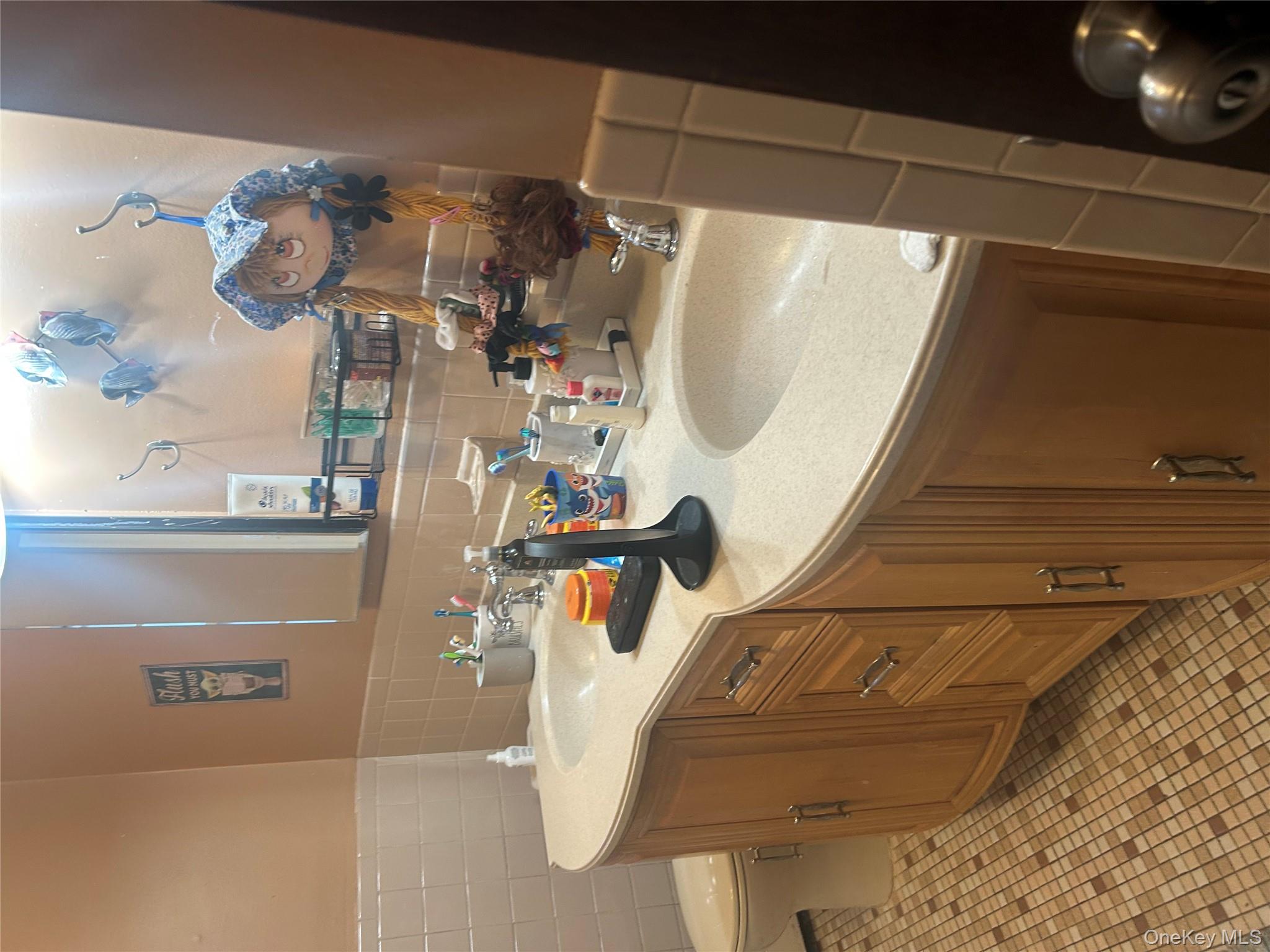 #9 photo, 89 Grant Avenue, מחוז נסאו Farmingdale , NY 11735