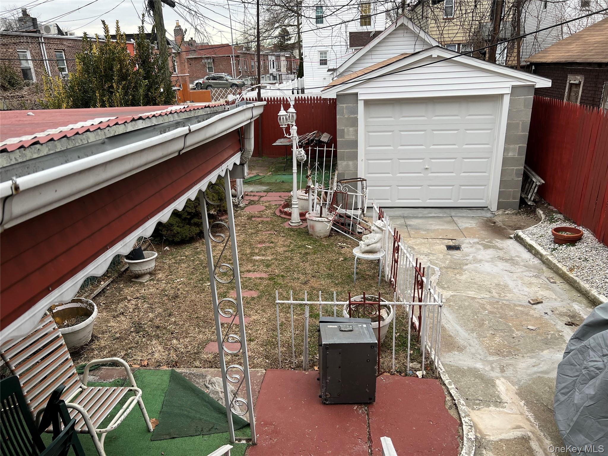 #9 photo, 117-11 168th Street, Jamaica , NY 11434