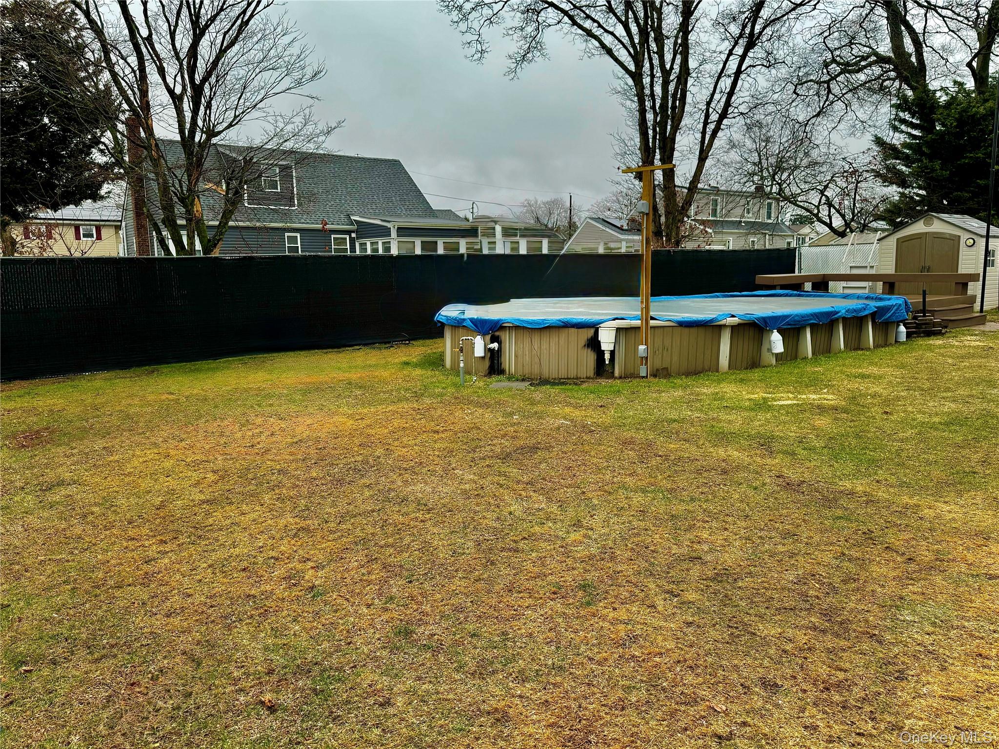 #18 photo, 696 N Delaware Avenue, Lindenhurst , NY 11757