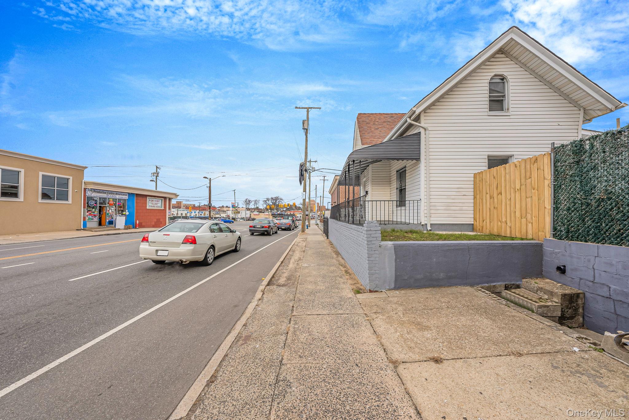 #2 photo, 78 S Franklin Street, नासाउ काउंटी Hempstead , NY 11550