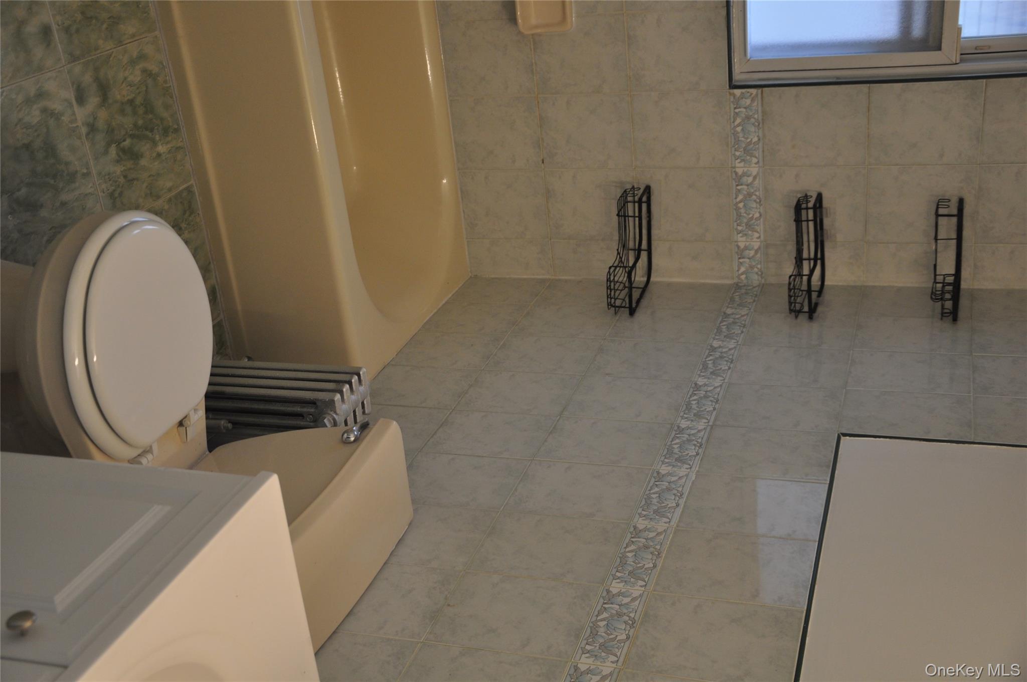 #8 photo, 11450 149th Street, Jamaica , NY 11436