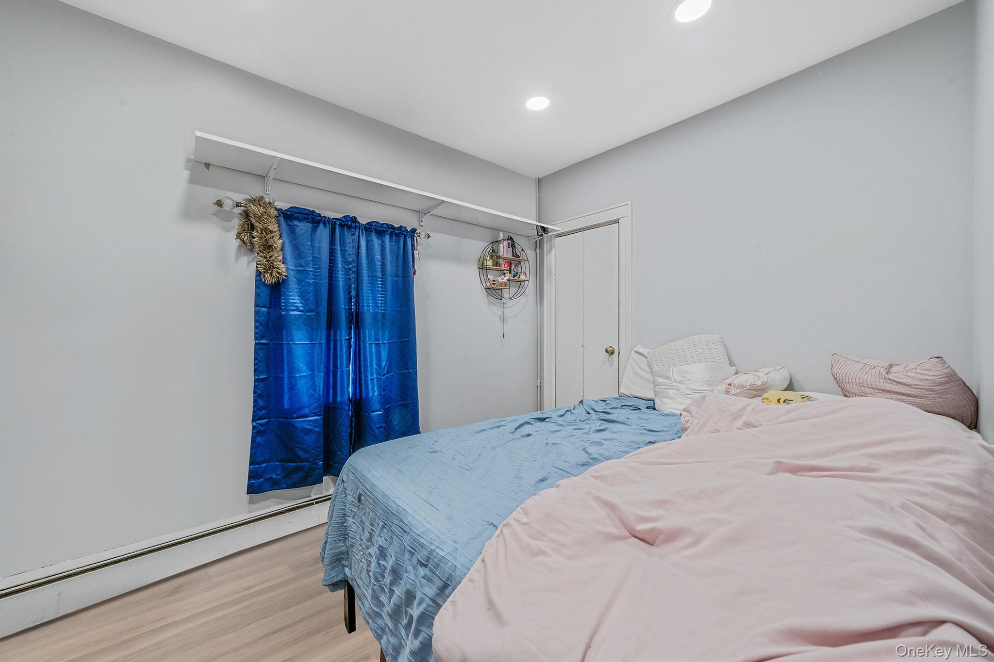 #19 photo, 200 Princeton Street, Нассау ‖ Hempstead , NY 11550