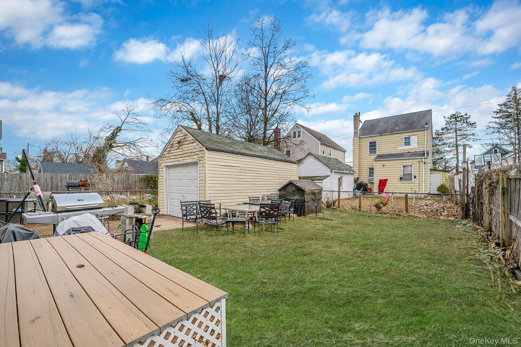 #4 photo, 200 Princeton Street, Нассау ‖ Hempstead , NY 11550