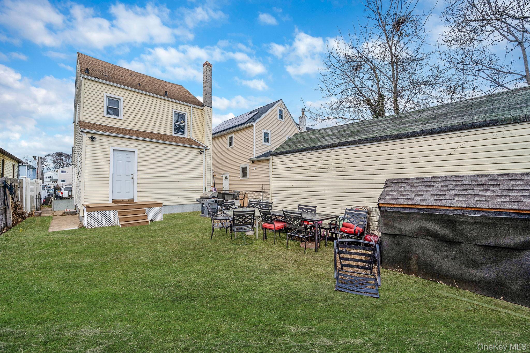 #5 photo, 200 Princeton Street, Нассау ‖ Hempstead , NY 11550