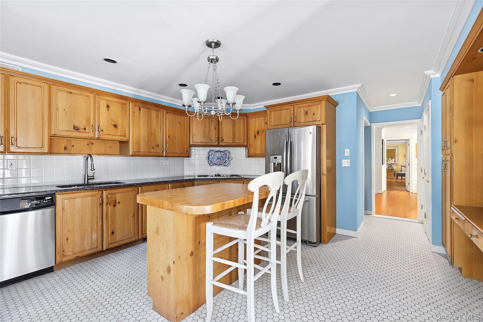 #10 photo, 19 and 33 Bridgefield Road, Bridgehampton , NY 11932