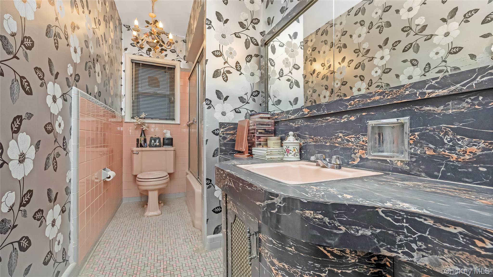 #18 photo, 85-19 212th Street, Hollis Hills , NY 11427