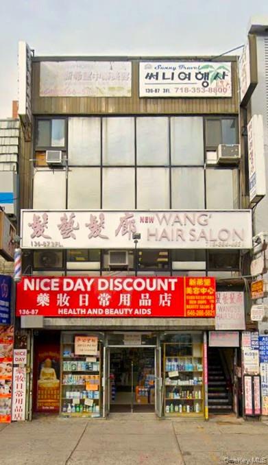 #1 photo, 136-87 Roosevelt Avenue, קווינס Flushing , NY 11354