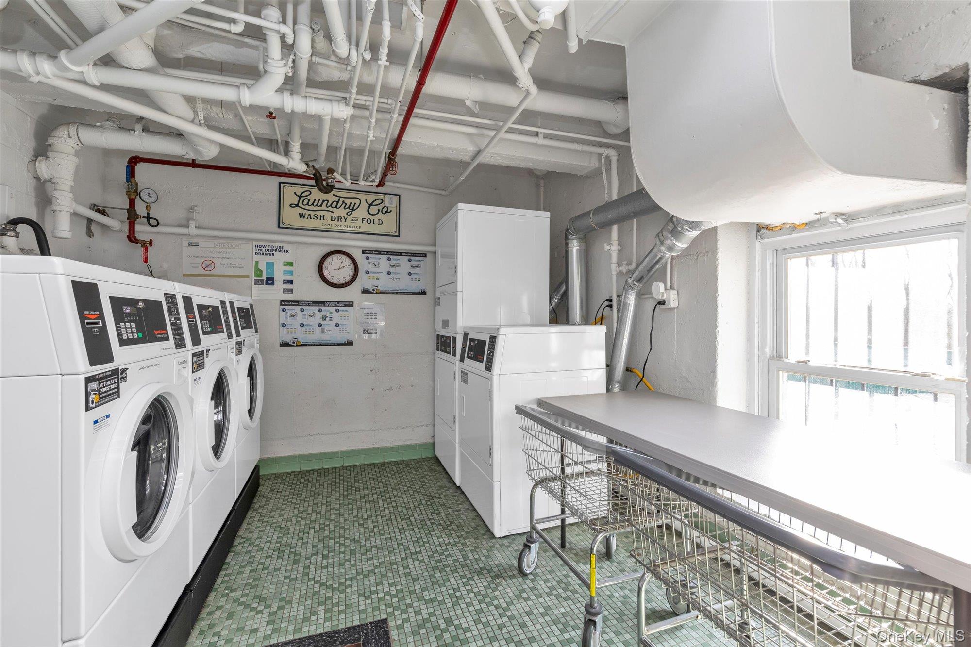 #12 photo, 44-20 Douglaston Parkway, Douglaston , NY 11363