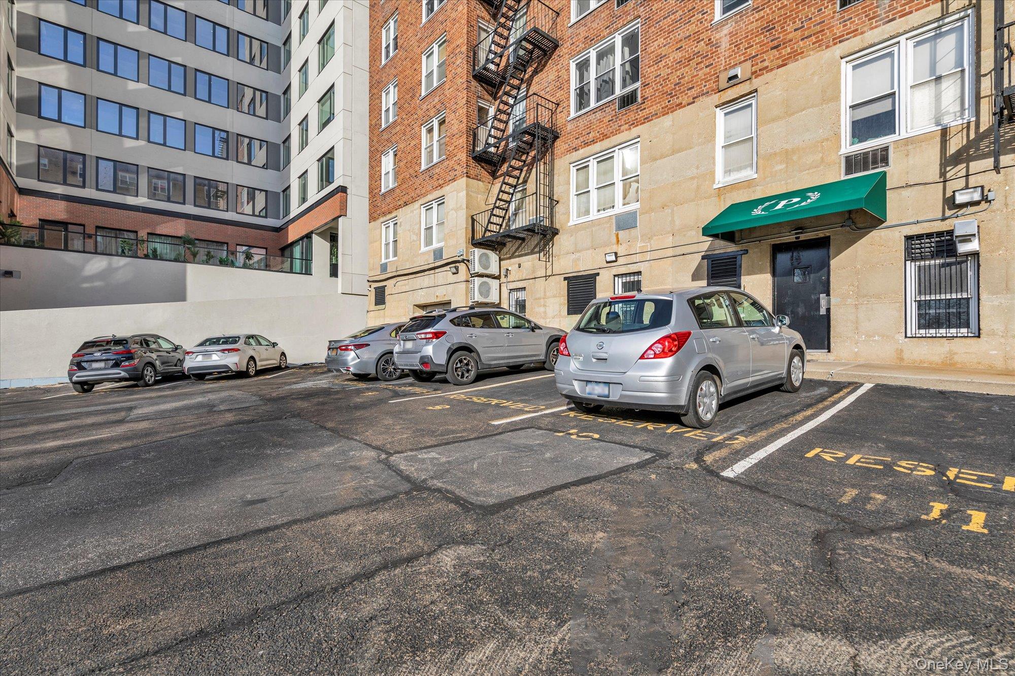 #13 photo, 44-20 Douglaston Parkway, Douglaston , NY 11363