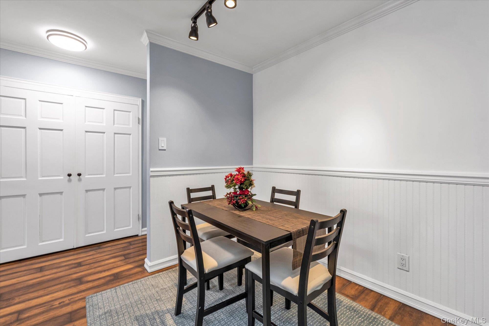 #6 photo, 44-20 Douglaston Parkway, Douglaston , NY 11363