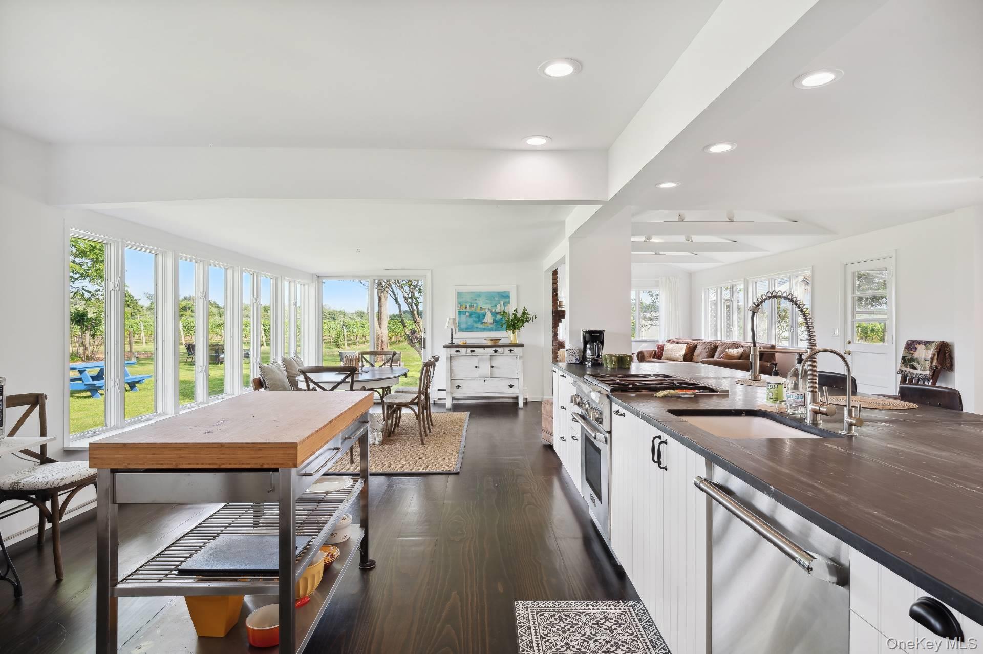 #19 photo, 2600 Oregon Road, Mattituck , NY 11952