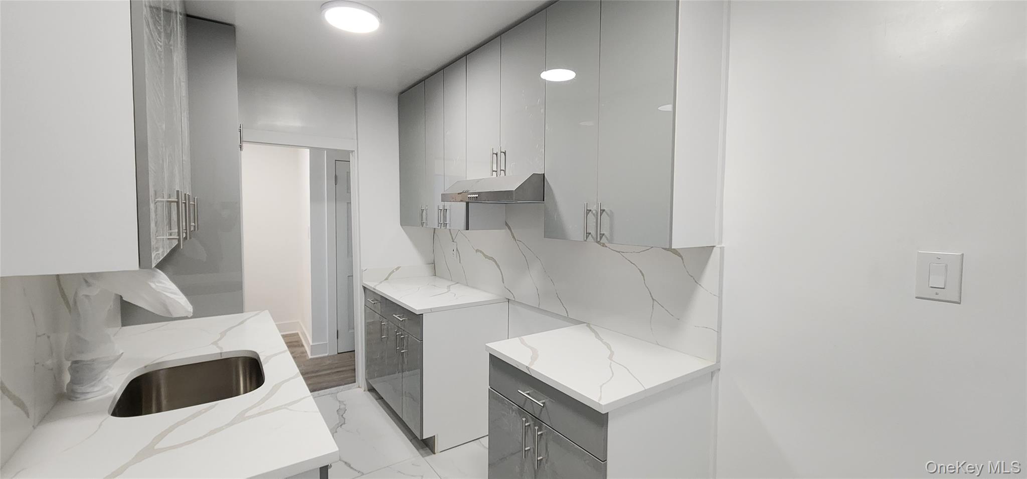 #4 photo, 83-52 Talbot Street, Kew Gardens , NY 11415