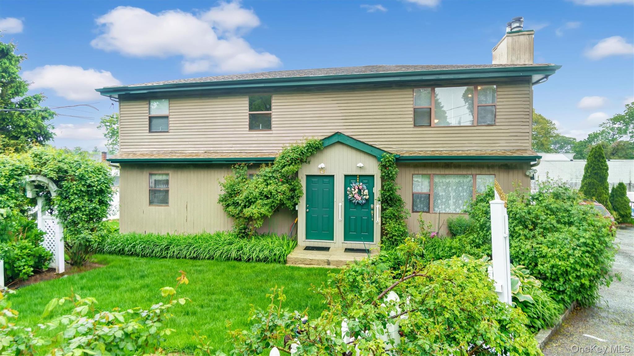 #1 photo, 9 Harrison Avenue, नासाउ काउंटी Glen Cove , NY 11542