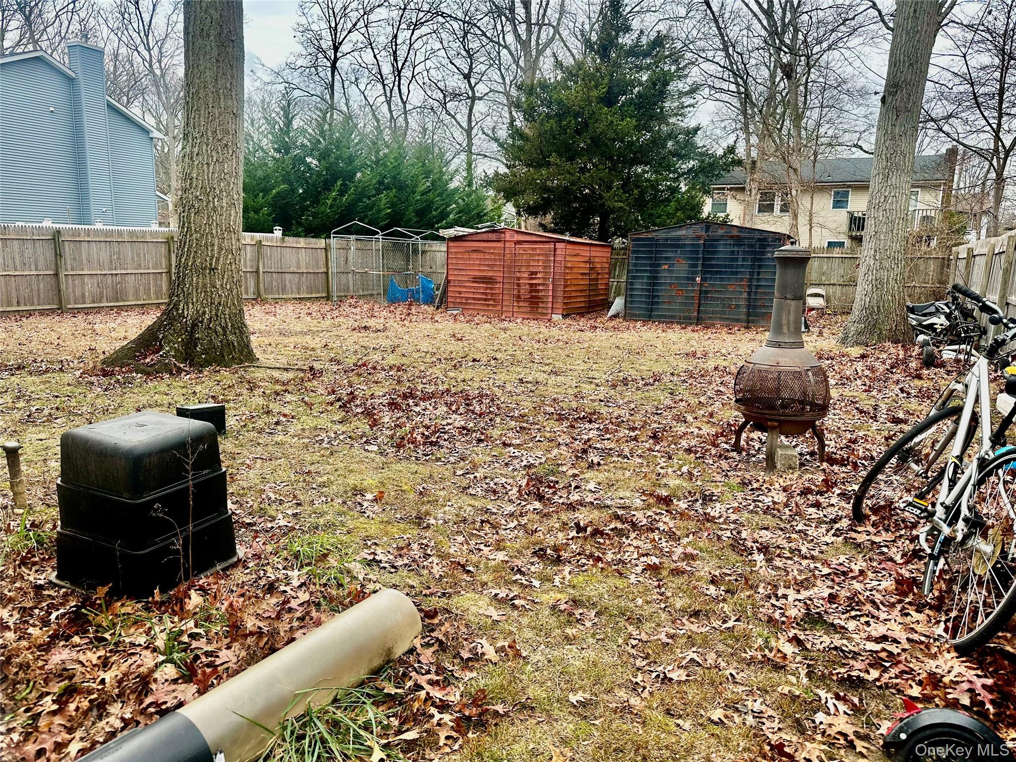 #6 photo, 25 Crown Ave Avenue, Huntington , NY 11743