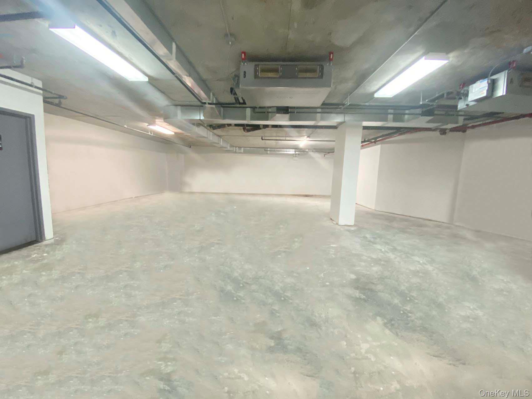 #5 photo, 28-09 39th Avenue, Long Island City , NY 11101