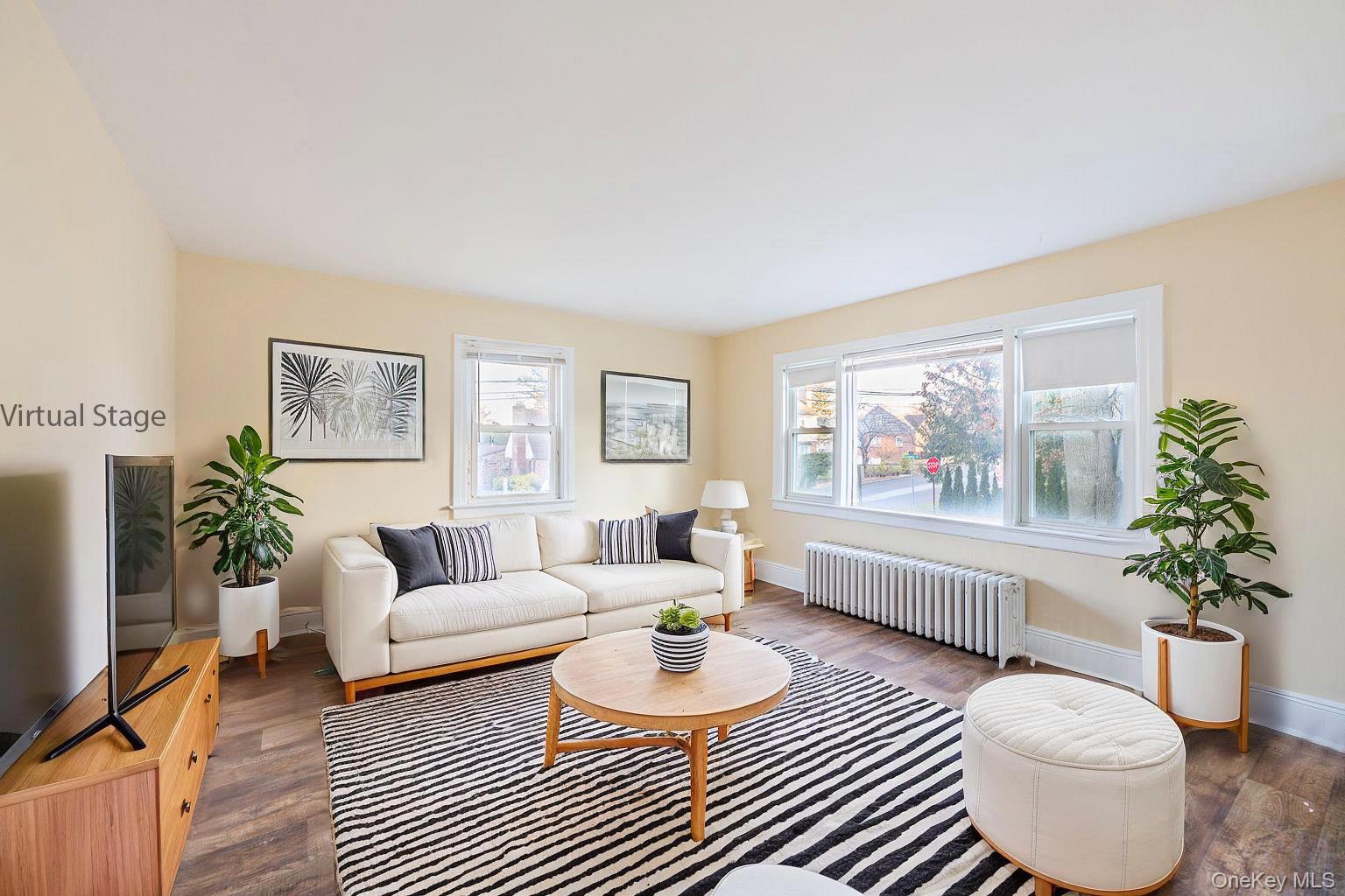 #13 photo, 104 Grandview Avenue, Great Neck , NY 11020