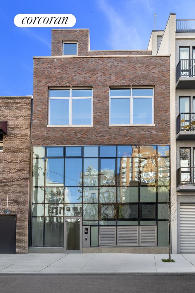 #20 photo, 24 FROST Street, Бруклин ‖ Williamsburg , NY 11211