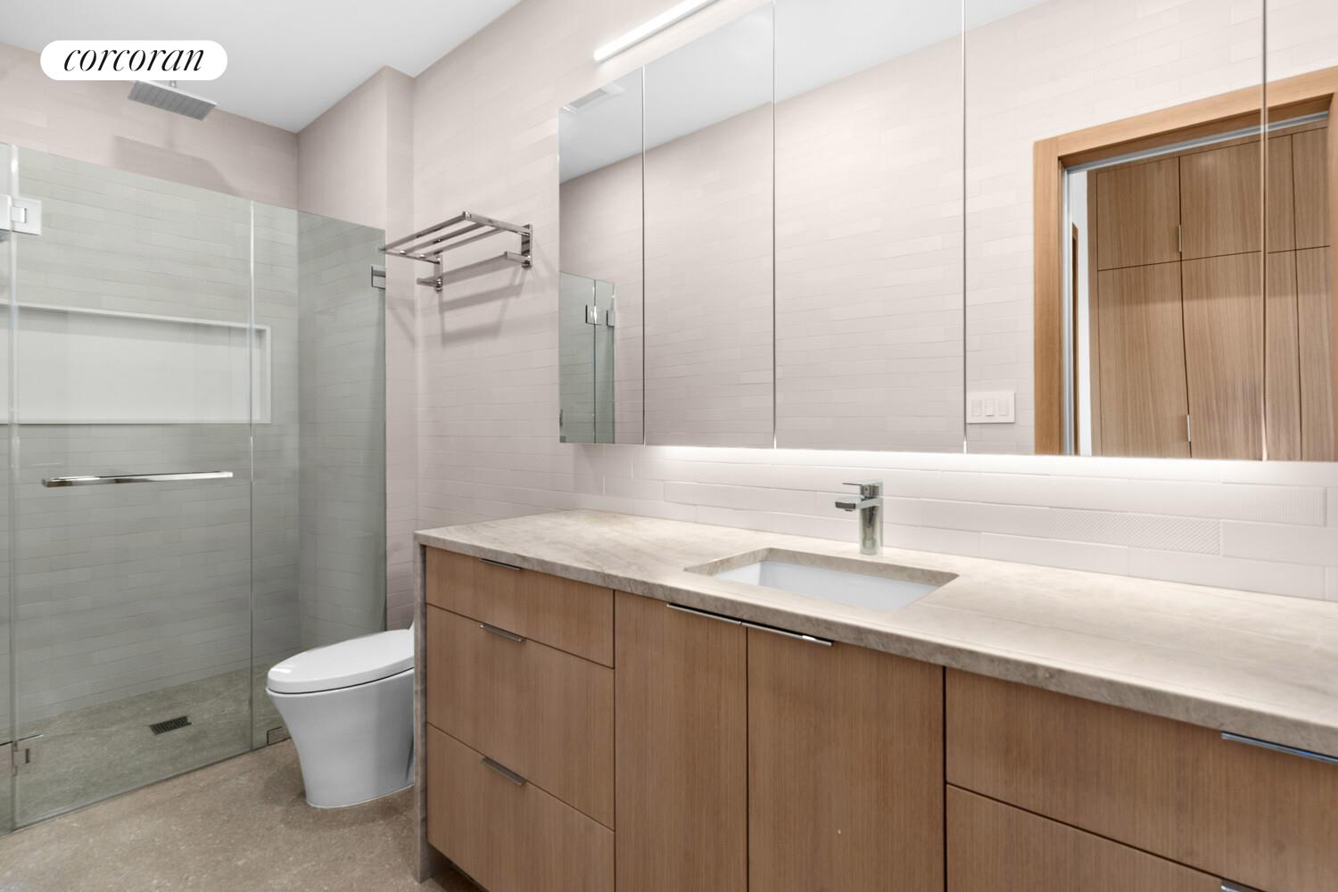 #9 photo, 24 FROST Street, Бруклин ‖ Williamsburg , NY 11211