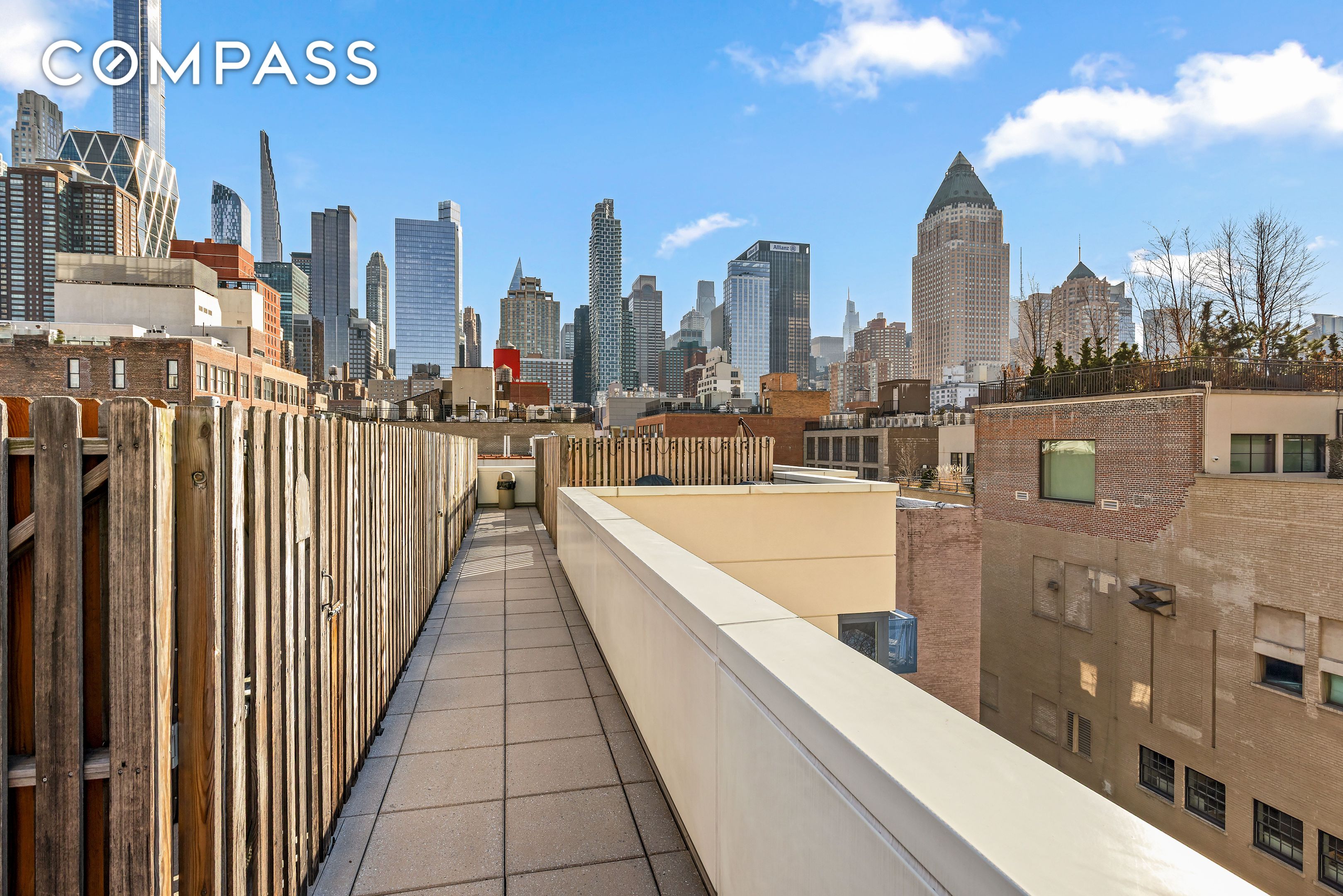 #11 photo, 454 W 54th Street, Hell's Kitchen , NY 10019