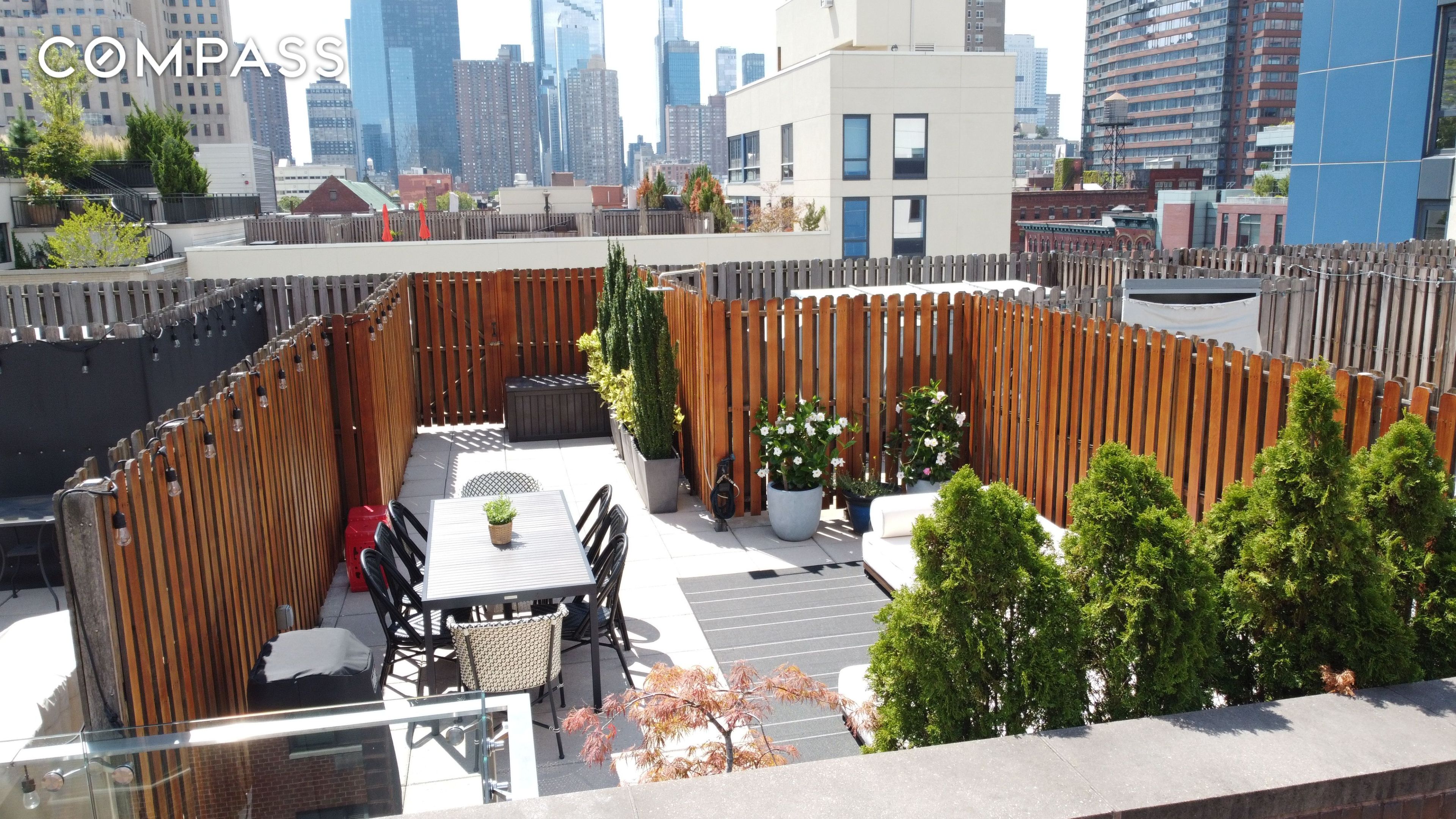 #12 photo, 454 W 54th Street, Hell's Kitchen , NY 10019