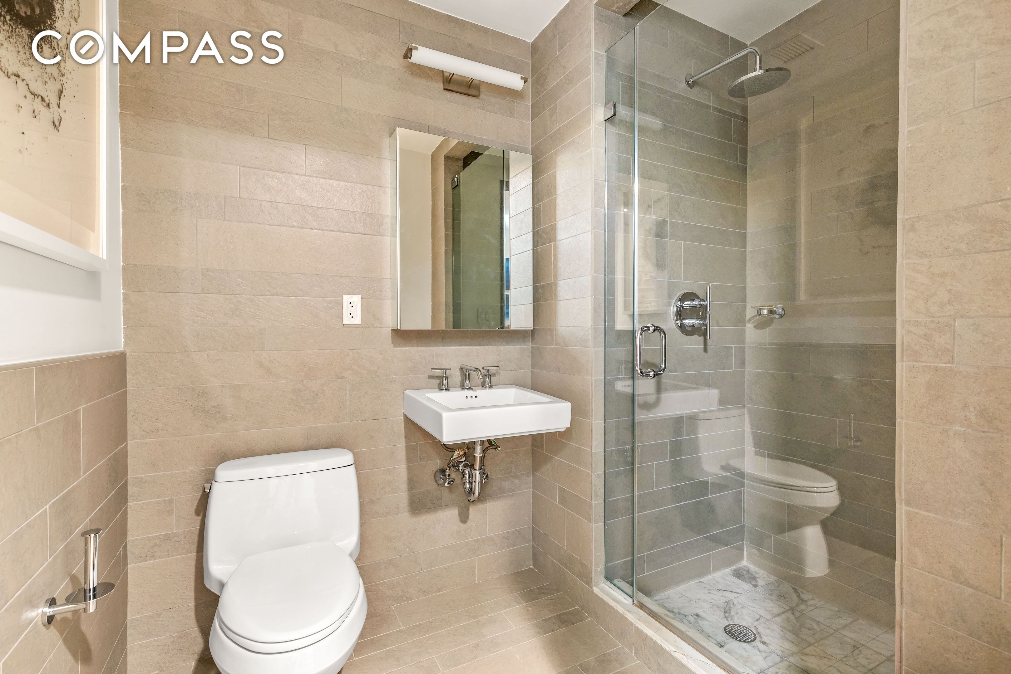 #9 photo, 454 W 54th Street, Hell's Kitchen , NY 10019