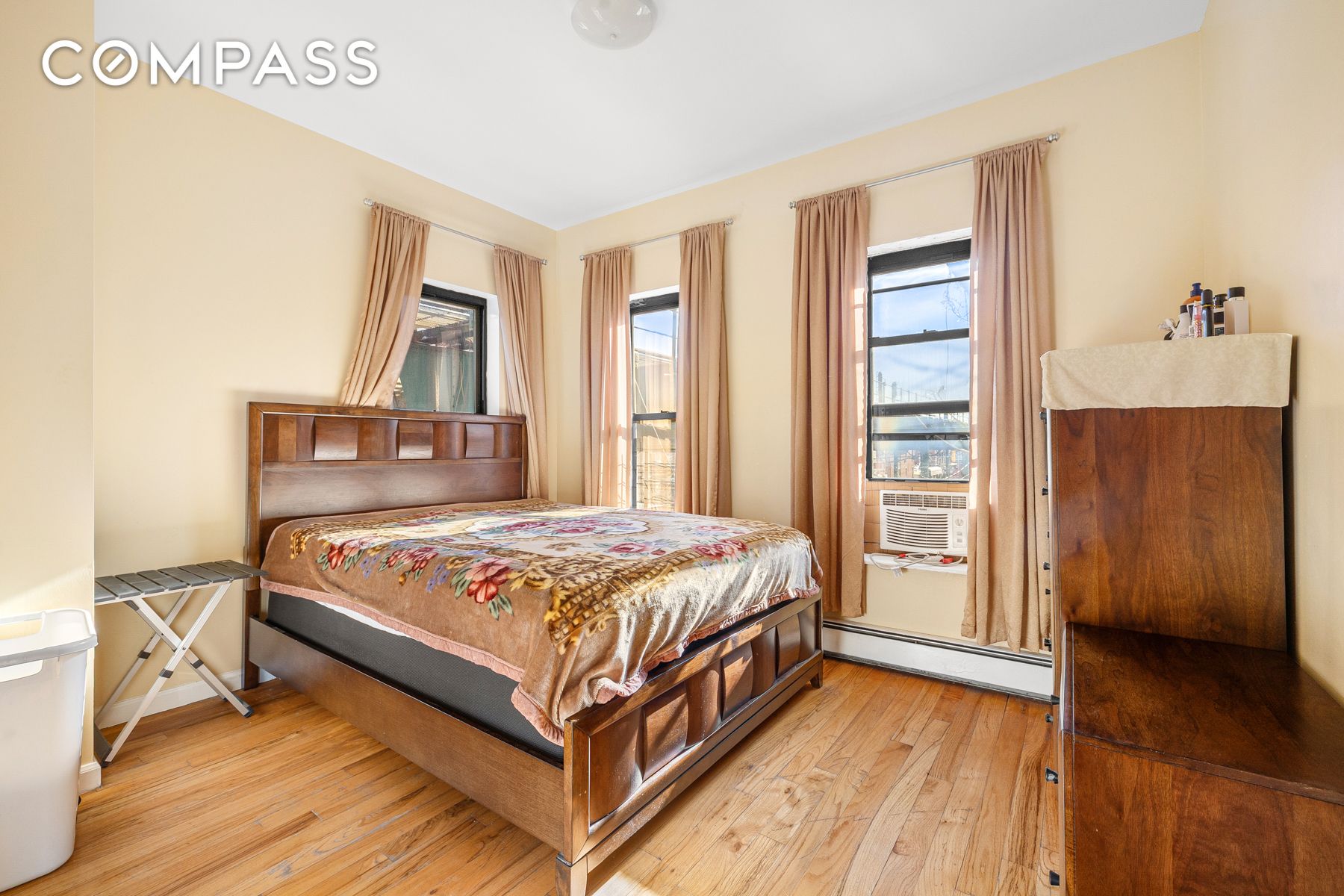 #7 photo, 106 Crescent Street, East New York , NY 11208