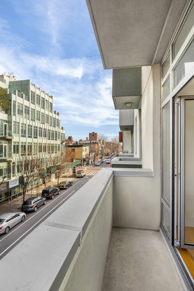 #3 photo, Brooklyn, ब्रुकलीन Williamsburg , NY 11249