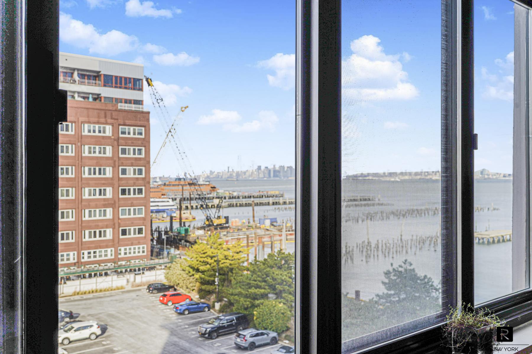 #10 photo, 10 Bay Street Landing, New York City , NY 10301