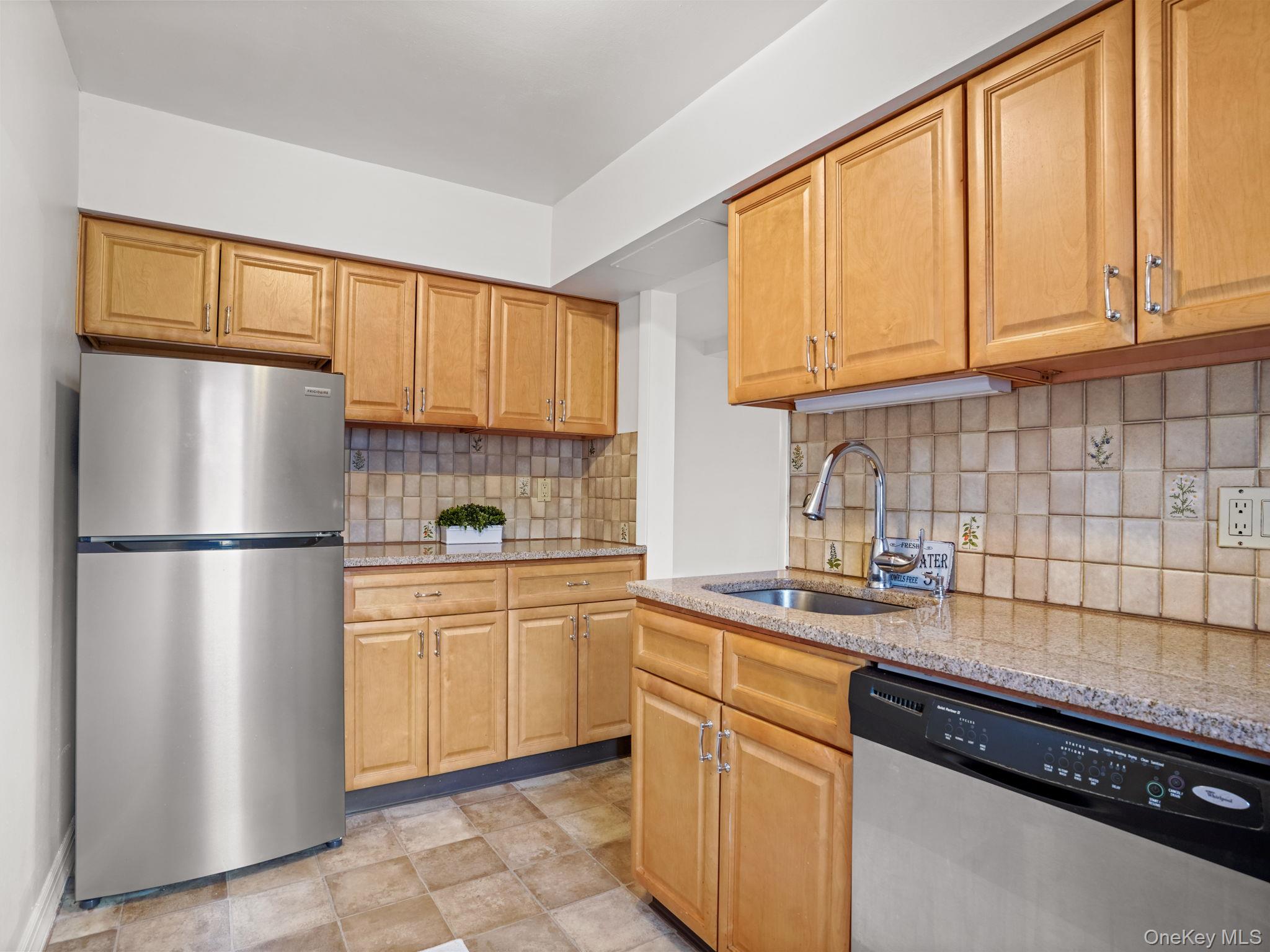 #5 photo, 15 Bedford Road, Pleasantville , NY 10570