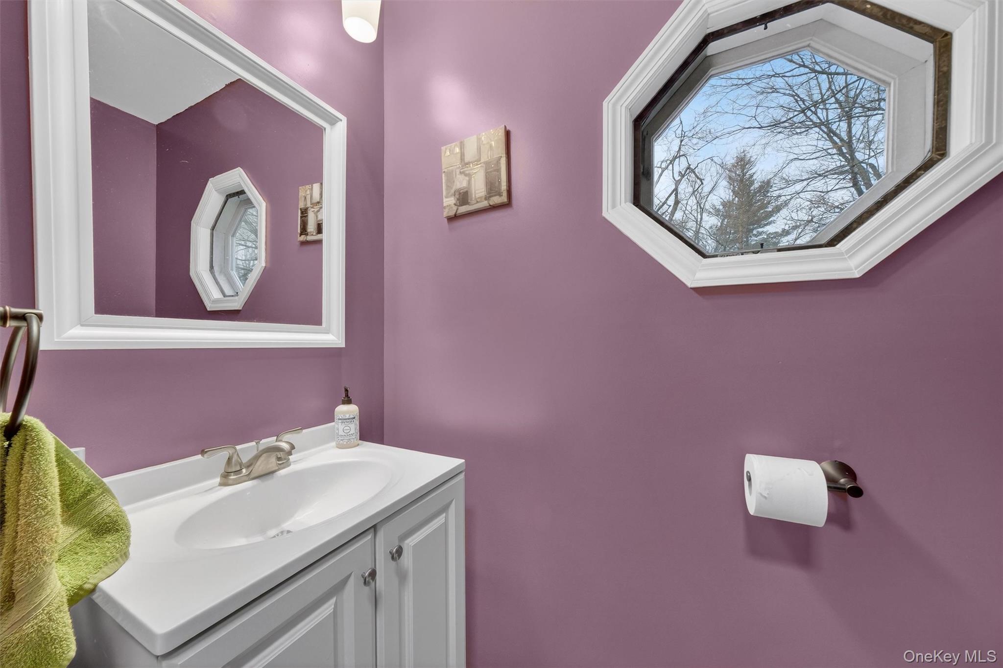 #13 photo, 107 Marshall Road, 纽约州 Salt Point , NY 12578