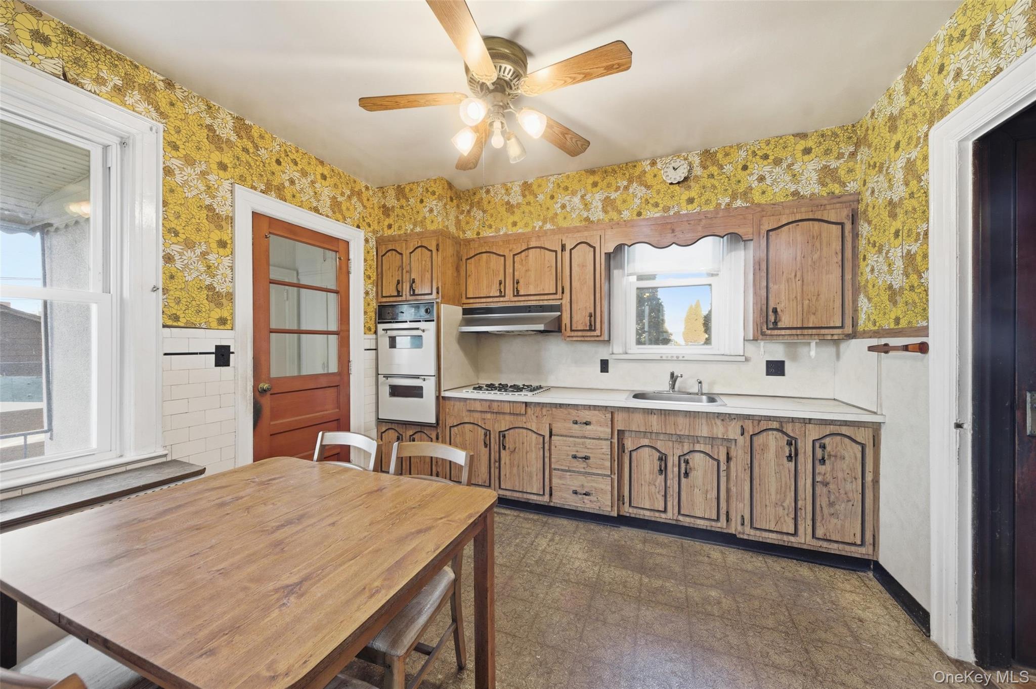 #11 photo, 14 aka 26 Huber Place, 紐約州 Yonkers , NY 10704